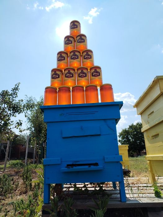 Пчелен мед букет