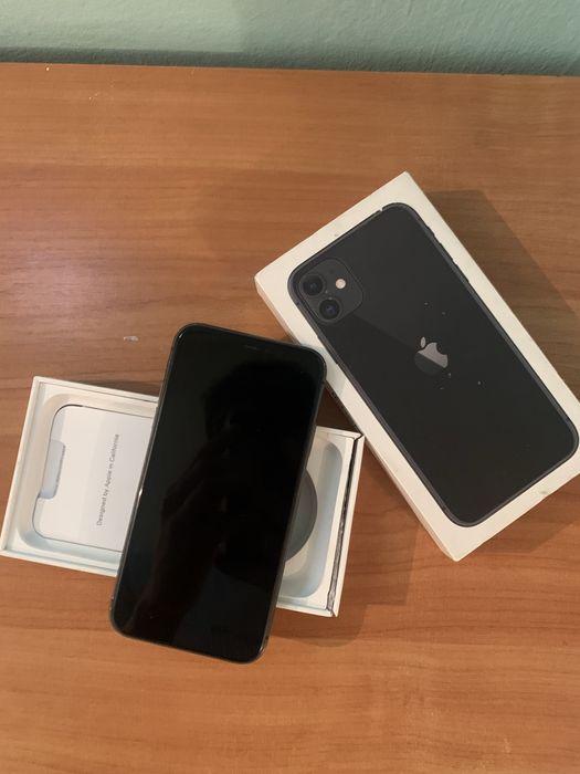 Продам срочно айфон 11