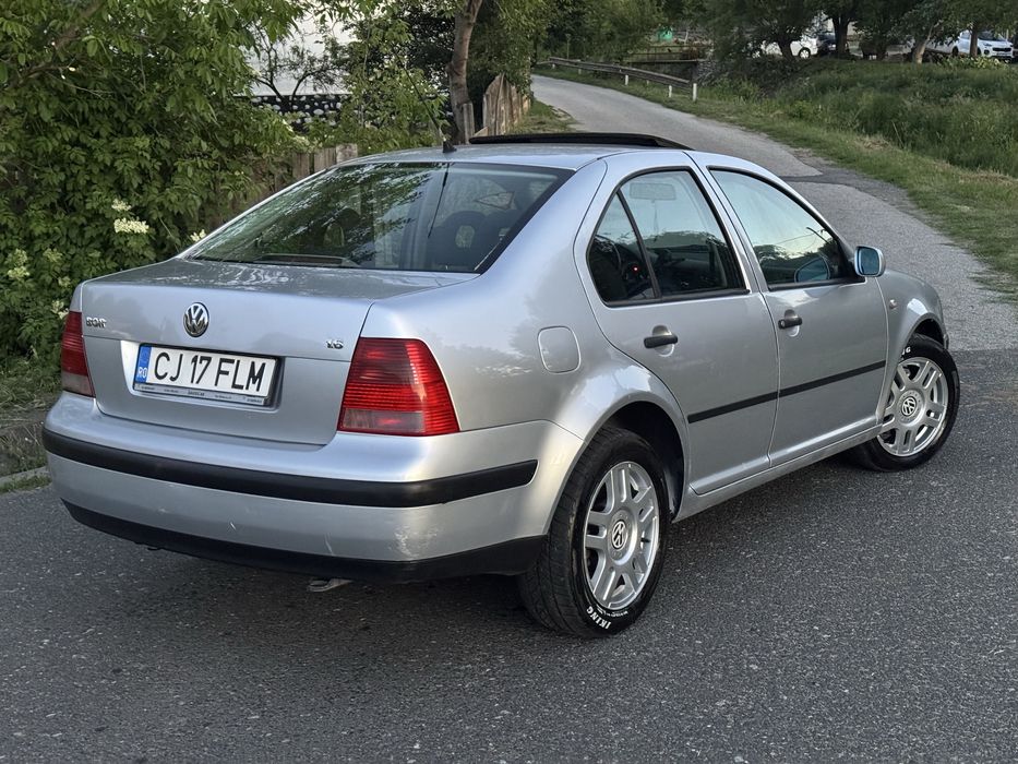 Vând Vw Bora EDITION 2002 1.6i