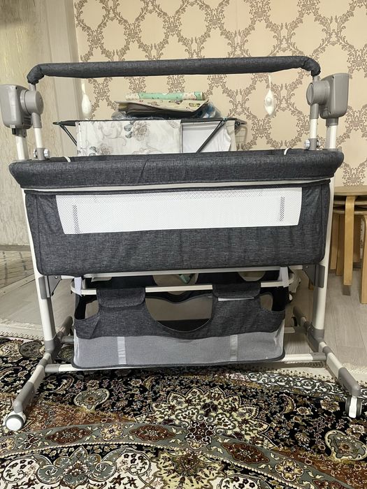 Манеж кроватка с электро маятником