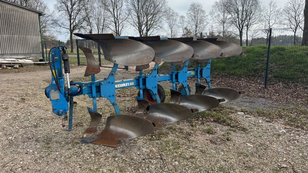 Lemken Europal 5 Claas Arion, Case Puma, John Deere tortadi