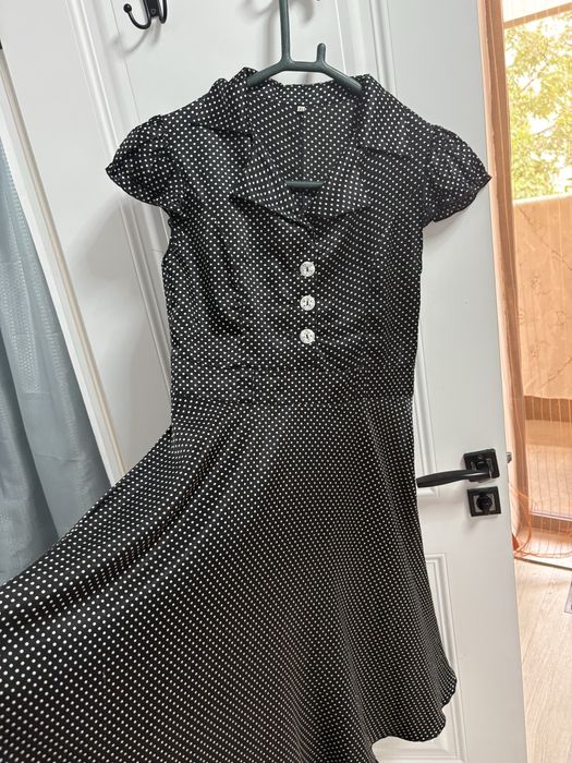 Платья по 5000 тг,