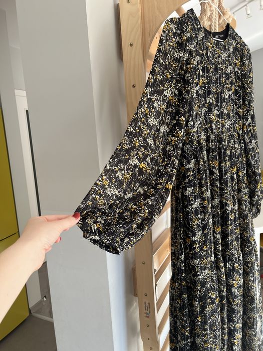 Maxi рокля Zara флорален десен леко прозрачна