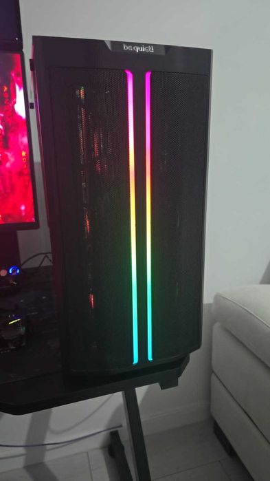 PC Gaming i7 12700KF / RTX 3060 12GB / 32GB DDR5 / 2TB SSD / Full RGB / Impecabil