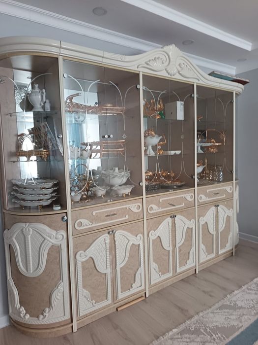 Сервант жағдайы өте жақсы