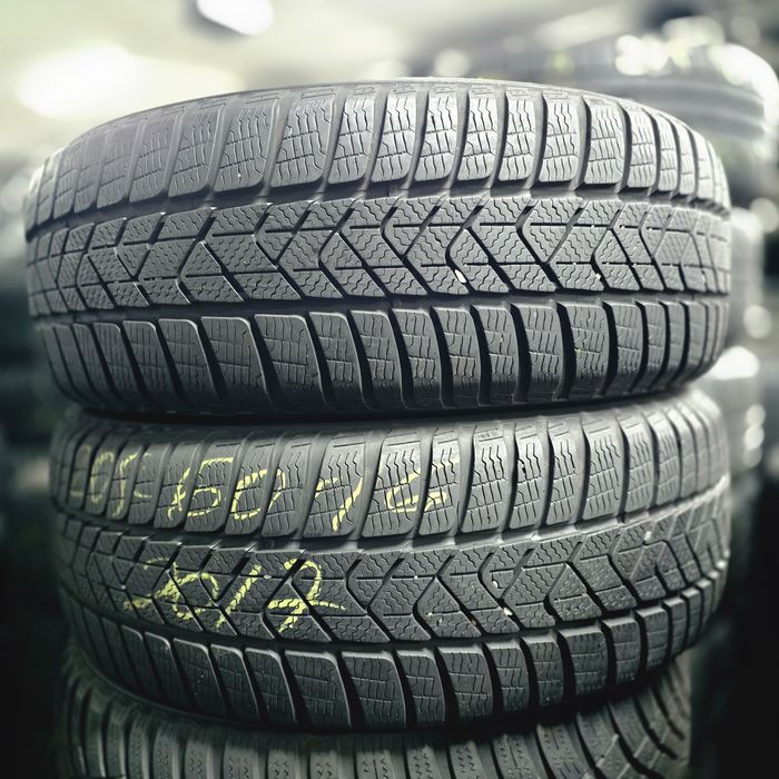 2x 205/60/16 M+S PIRELLI Stare excelentă