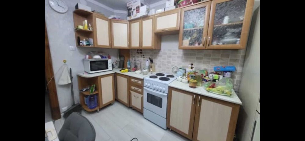 Продам кухонный  гарнитур.