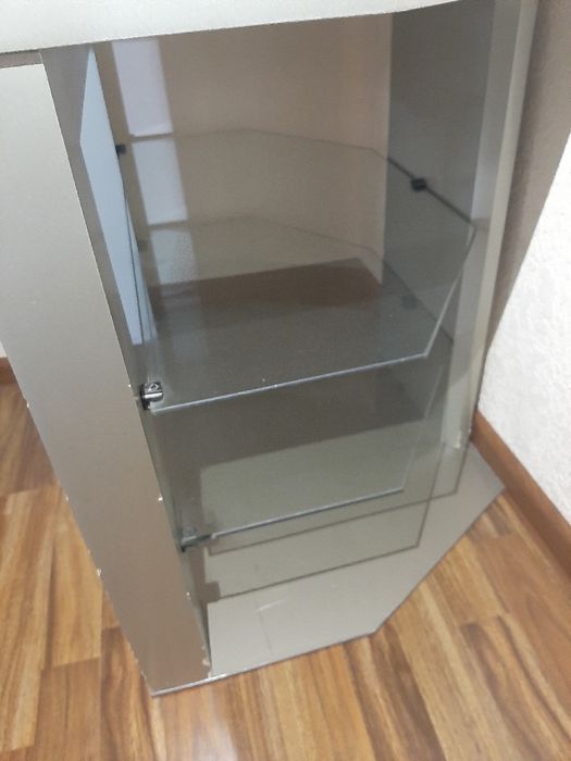 Подставка под телевизор