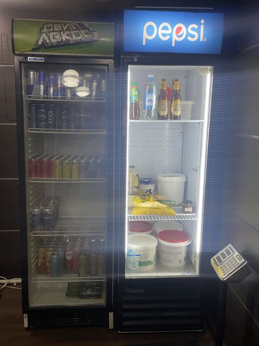 Продам холодильную аетрину