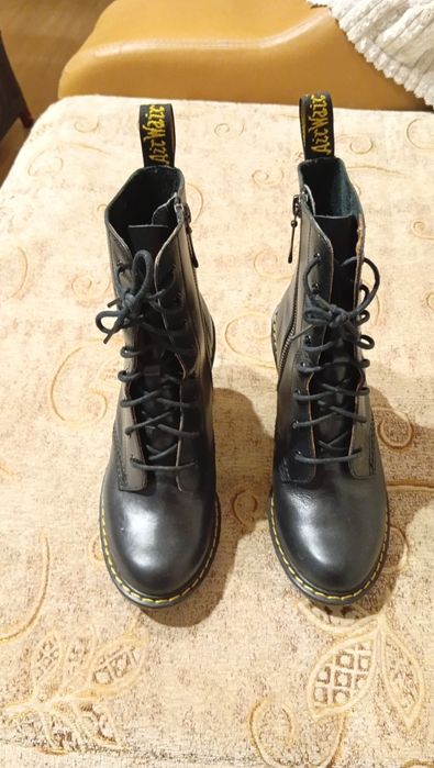 N.36 Дамски кожени боти с 8см. токче Dr. Martens