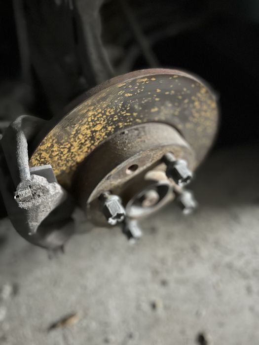 Продам 2 пары тормозных досков