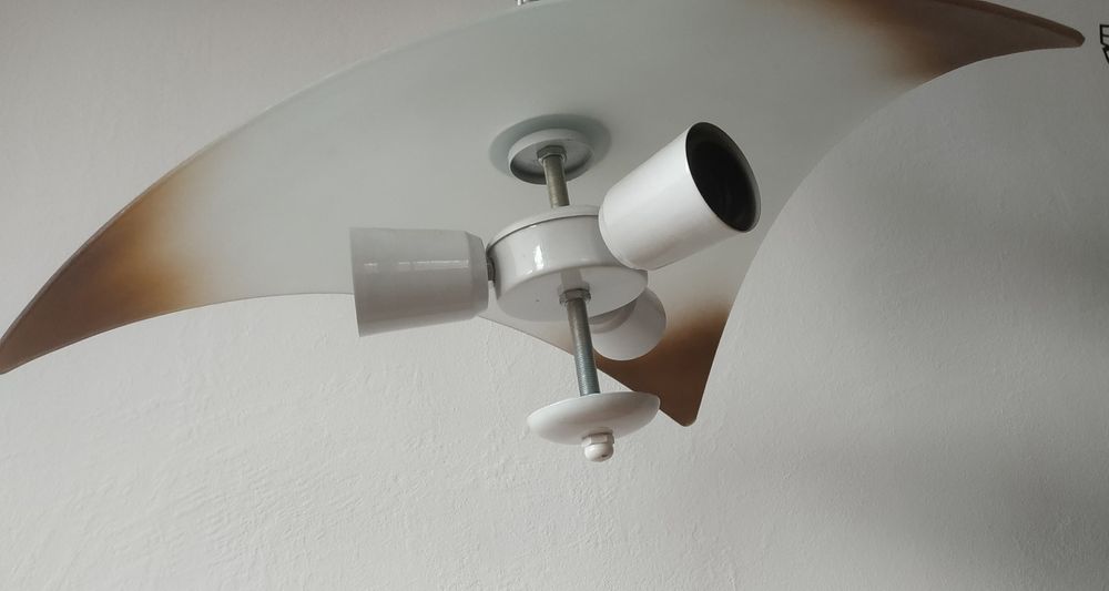 Полилей тройка с триъгълен абажур