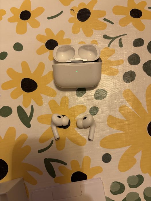 Vand airpods pro generatia a 2-a