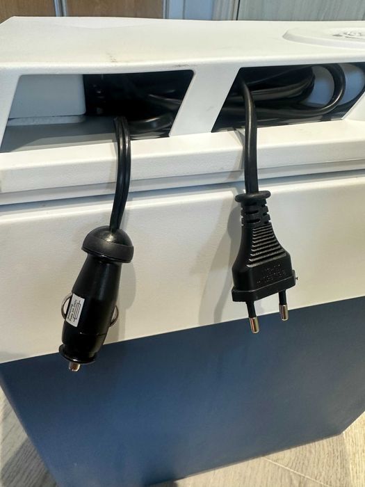 Немска хладилнa чанта Mobicool TC-29-12/230 - , 26л, 12V-220V