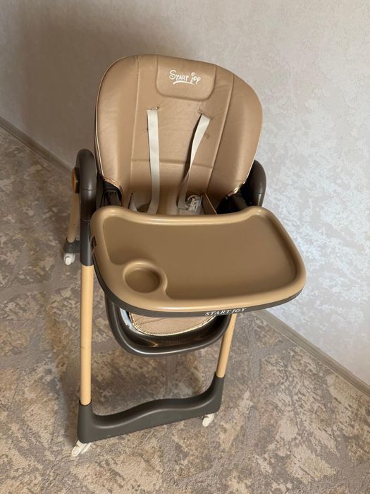 Продаю стульчик для кормления