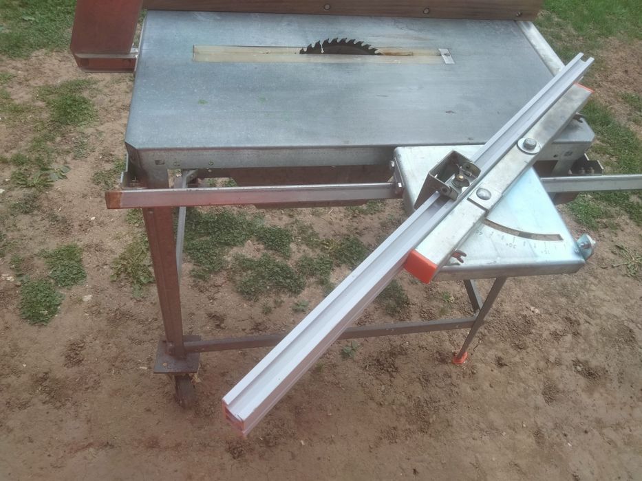 Vînd circular cu ax și pendulă.