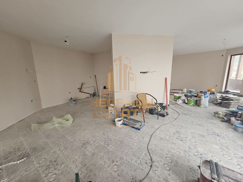 Продава се Четиристаен апартамент в Балчик - 209 кв.м за 1242 €/кв.м - Снимка #2