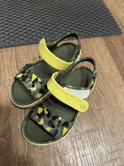 Crocs (17,5 см) сандалии