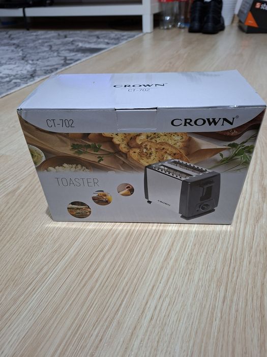 Тостер Crown (чисто нов)