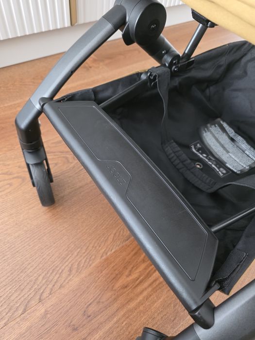 Carucior Joolz Aer+ culoare Ochre stare foarte buna