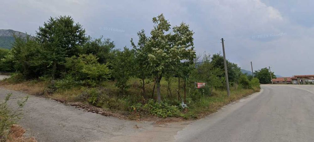 Продава се парцел в с. Скалско