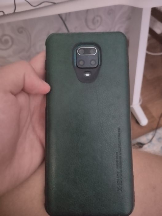 Xiaomi Redmi 9S.