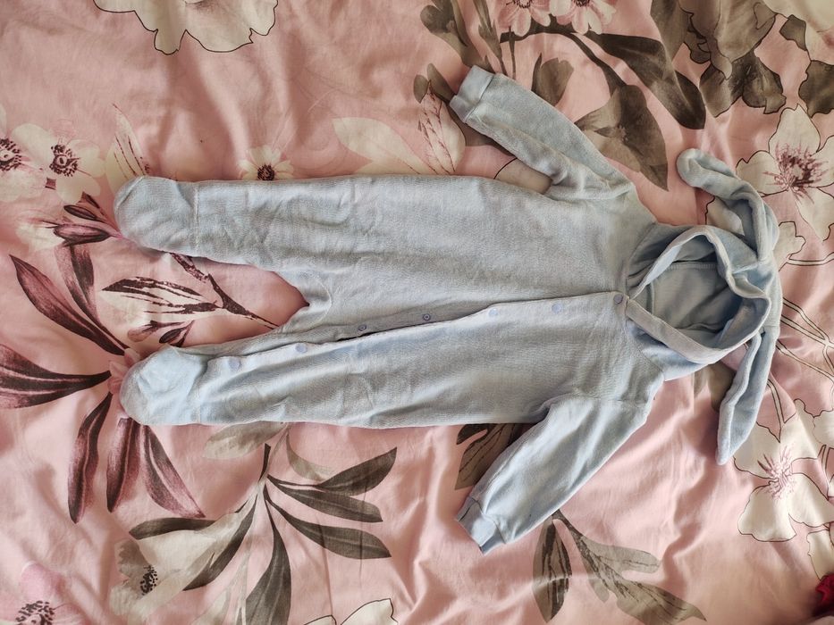 Продаю детские вещи