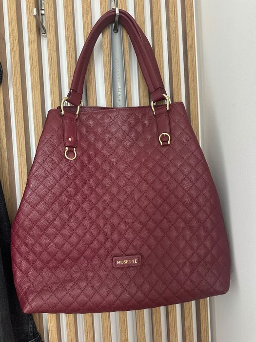 Vând geantă piele Bordo Musette