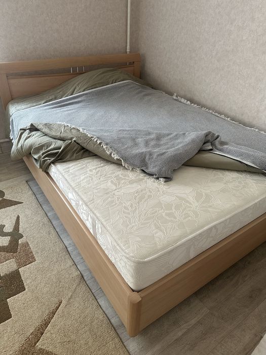 Продам мебель в одни руки