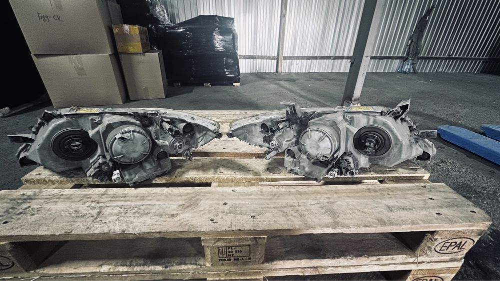 Фары на camry 45 европа ксенон