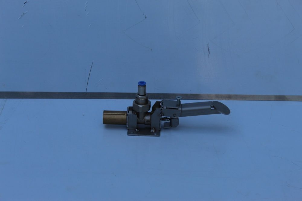 Pedala chiuveta / Chiuveta Self service sau chiuveta normala