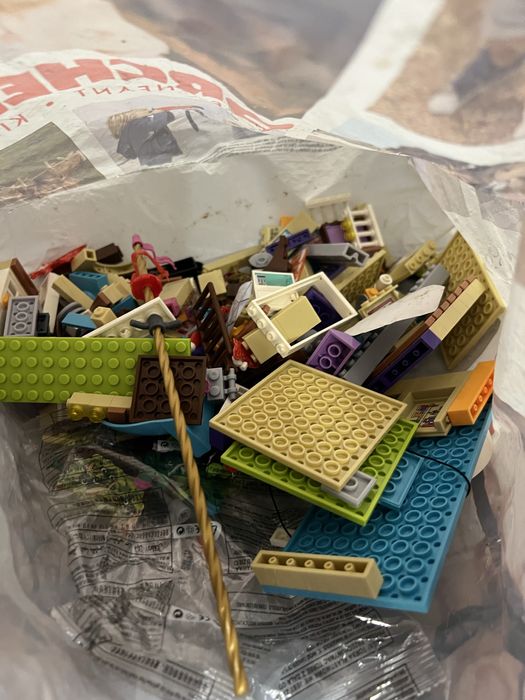 Продам лего friends