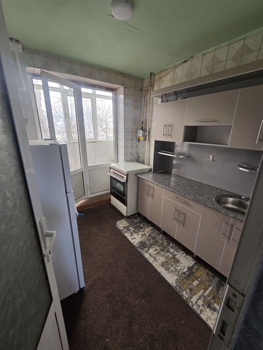 Аренда 2 хона 3 этаж микрорайон бозорча ёнида