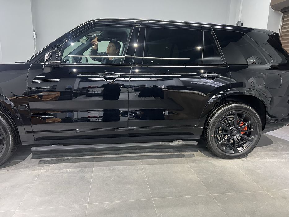 Zeekr 9X eng full pozitsia nalichi