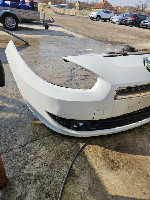 Spoiler Renault Fluence 2010 alb