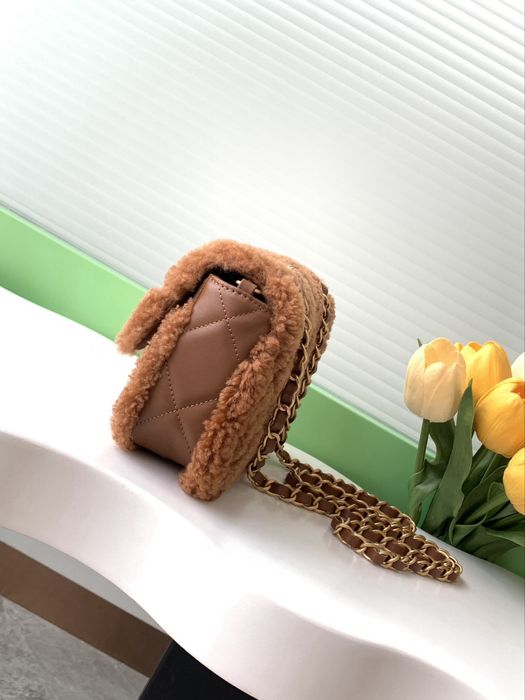 Дамска чанта Chanel Teddy Flap