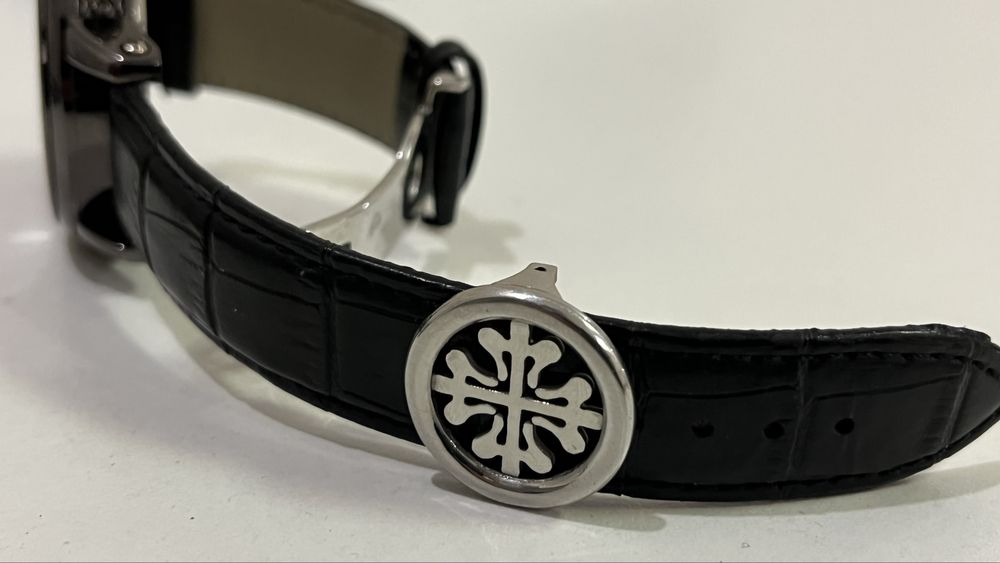 Часы  Patek PHILIPPE