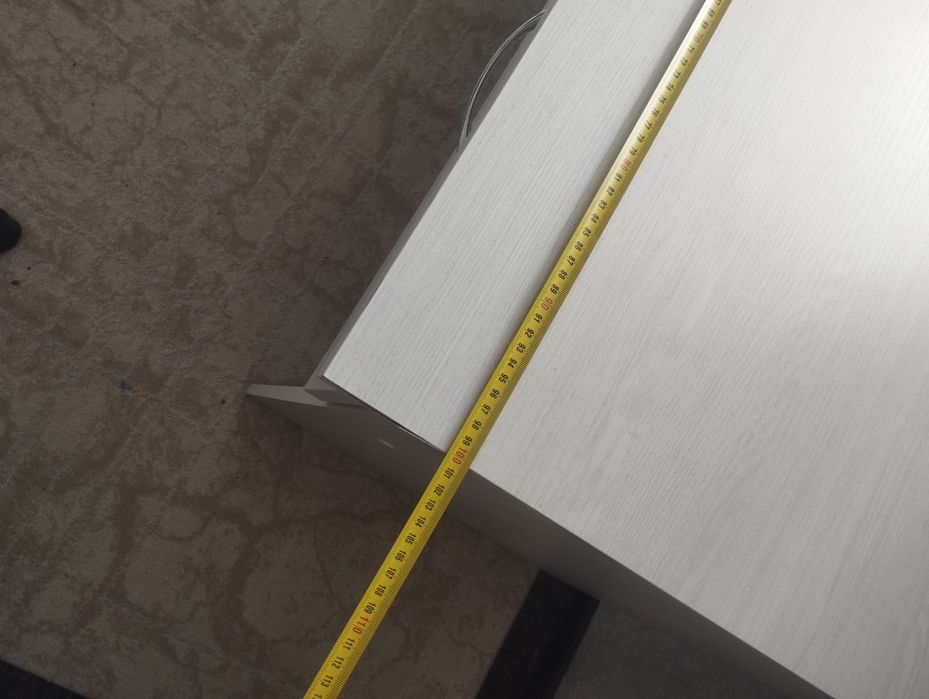 Продам      стол