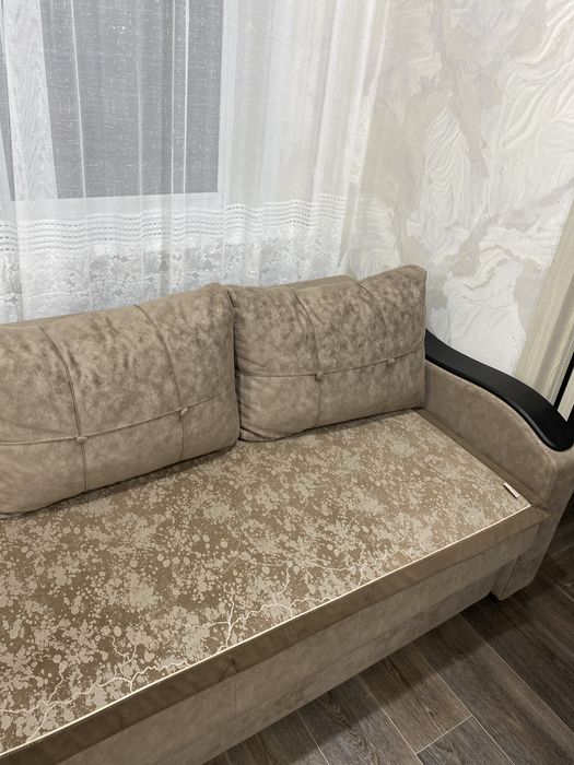 Продаю ортопедический диван