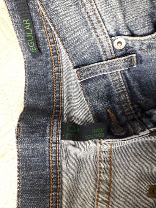 З чифта дамски дънки