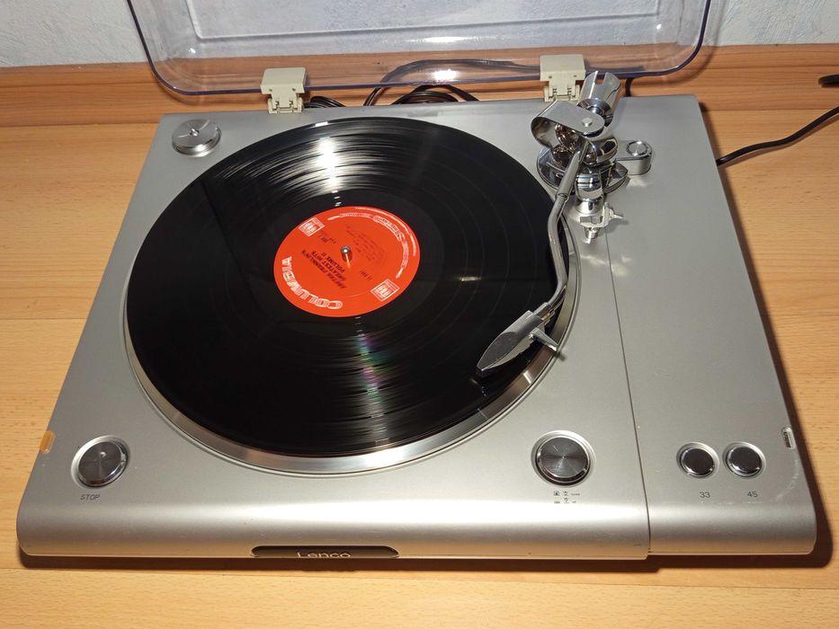 Колекционерски грамофон Lenco L-78USB