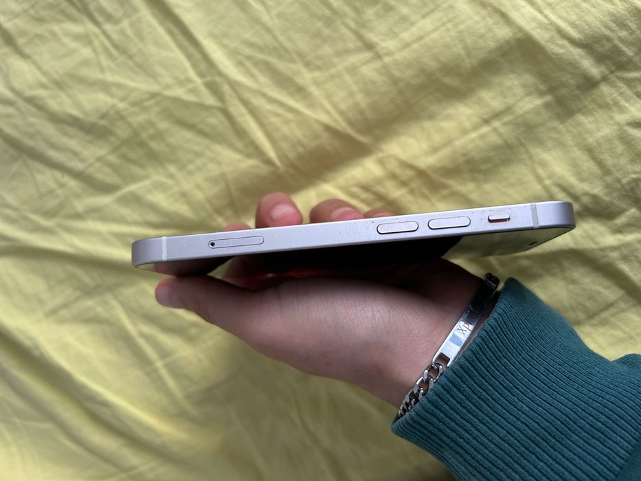 iPhone 12 mini (в гаранция)