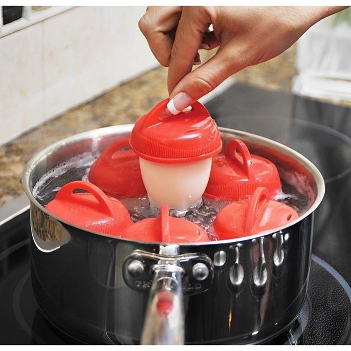 Комплект от 6 бр. Силиконови форми за варене на яйца тип чашки