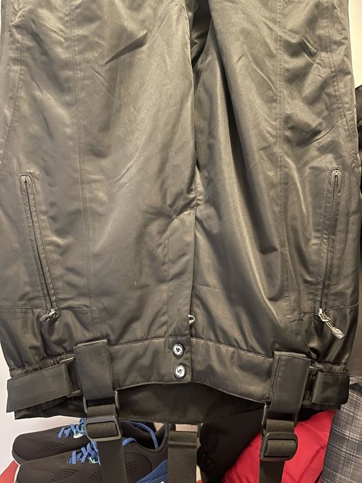 Vand pantaloni ski sau snowboard etirel