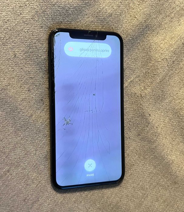 iPhone X 64GB Space Gray A1901 iOS 16.7.15 display spart functional