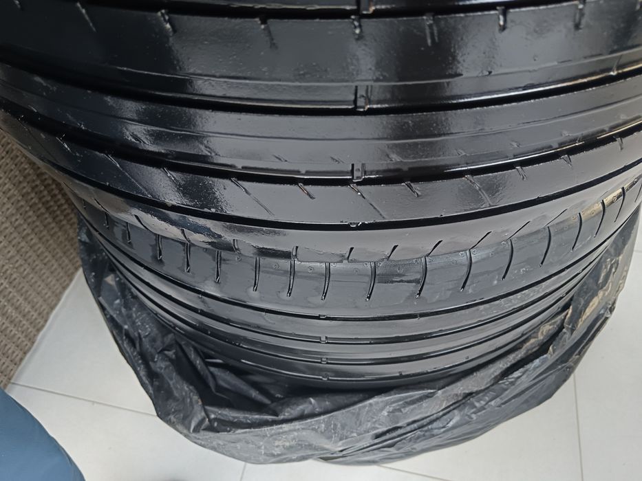 Anvelope 245 40 r18 97Y  VARA