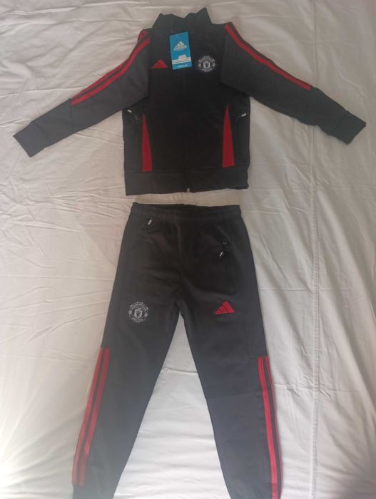 Детски футболен екип на Манчестър Юн.