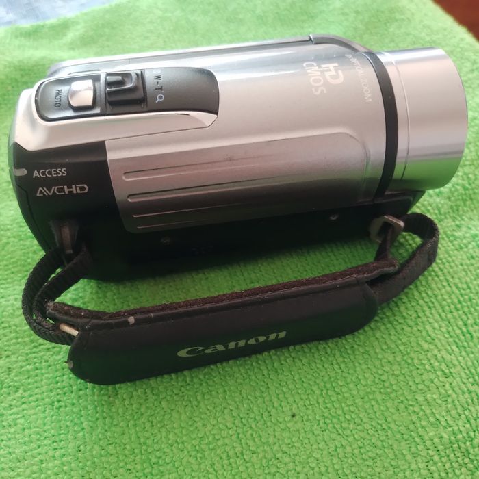 Canon Legria HF R 106