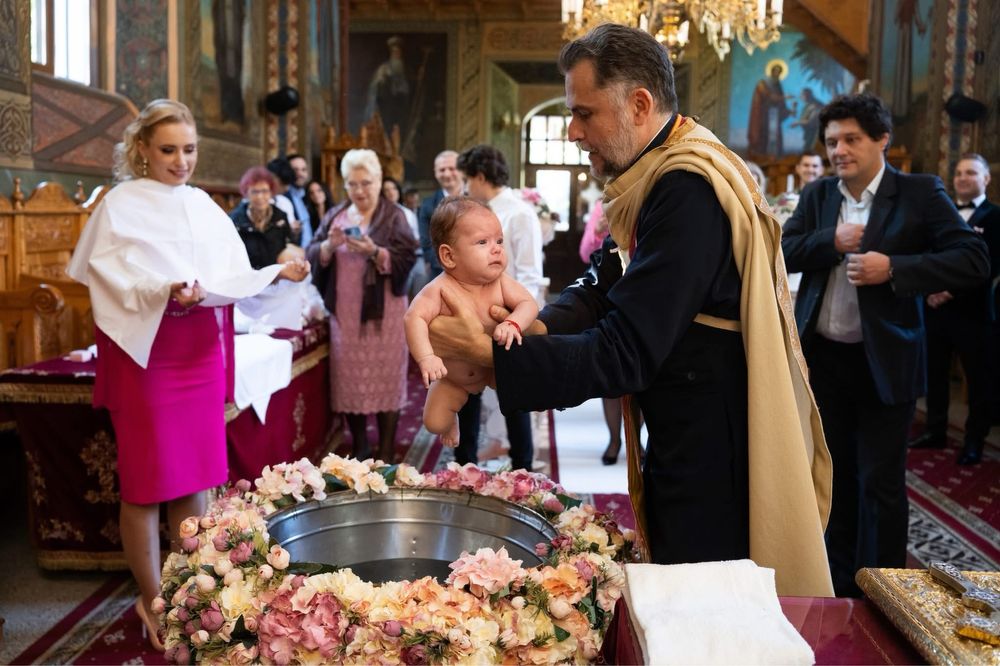 Fotograf profesionist evenimente nuntă botez videograf cameraman