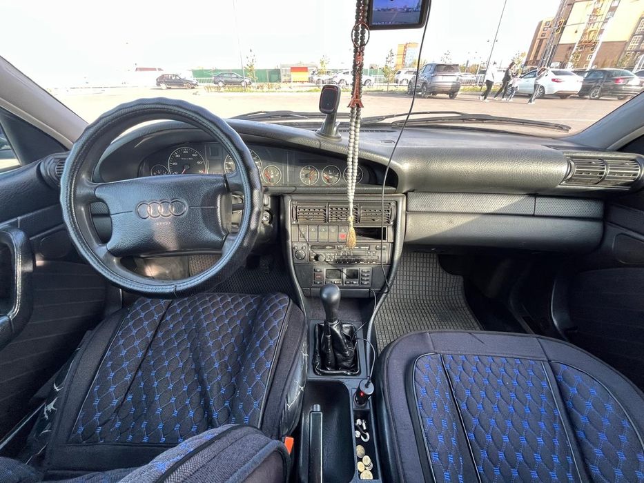 Продам Audi A6 C4
